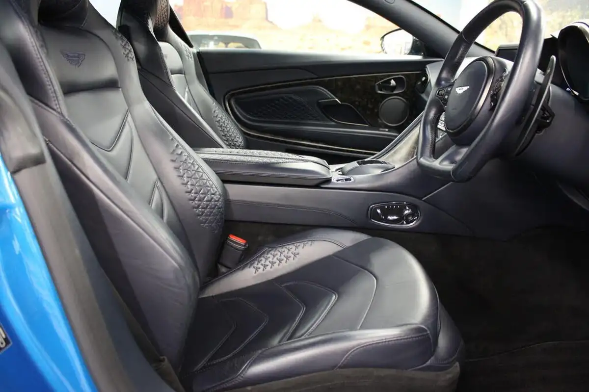 2019-aston-martin-dbs-52-v12-superleggera-big-27
