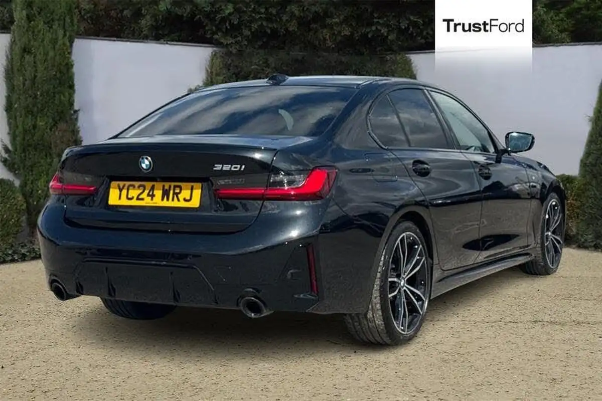 2024-bmw-3-series-20-320i-m-sport-saloon-4d-big-3