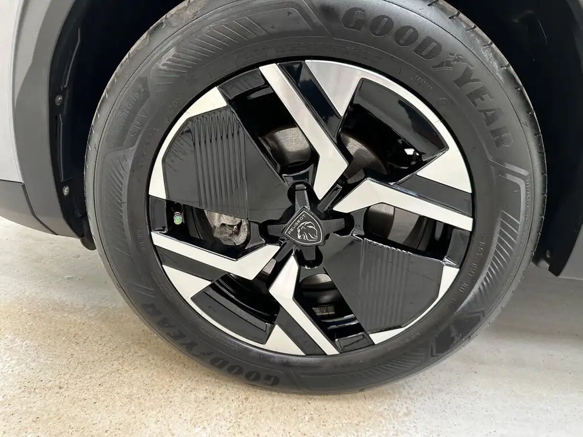 2023-peugeot-2008-suv-12-puretech-allure-big-33