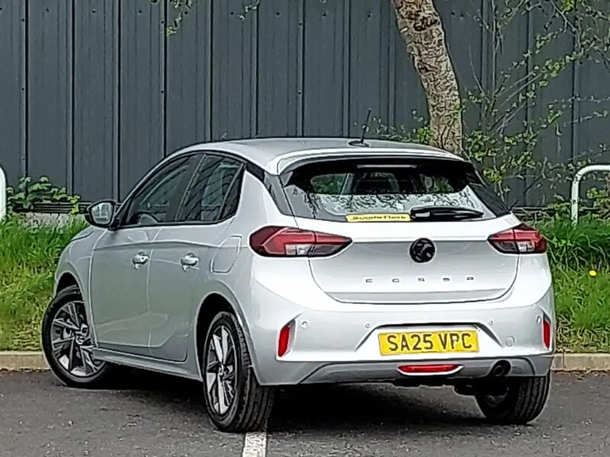 2025-vauxhall-corsa-12-turbo-design-100ps-big-1