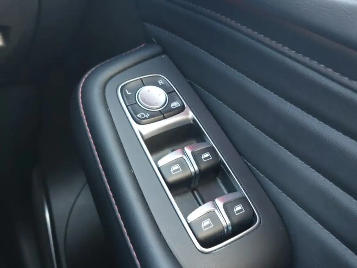 2023-mg-hs-15t-gdi-trophy-258ps-plug-in-hybrid-auto-big-17