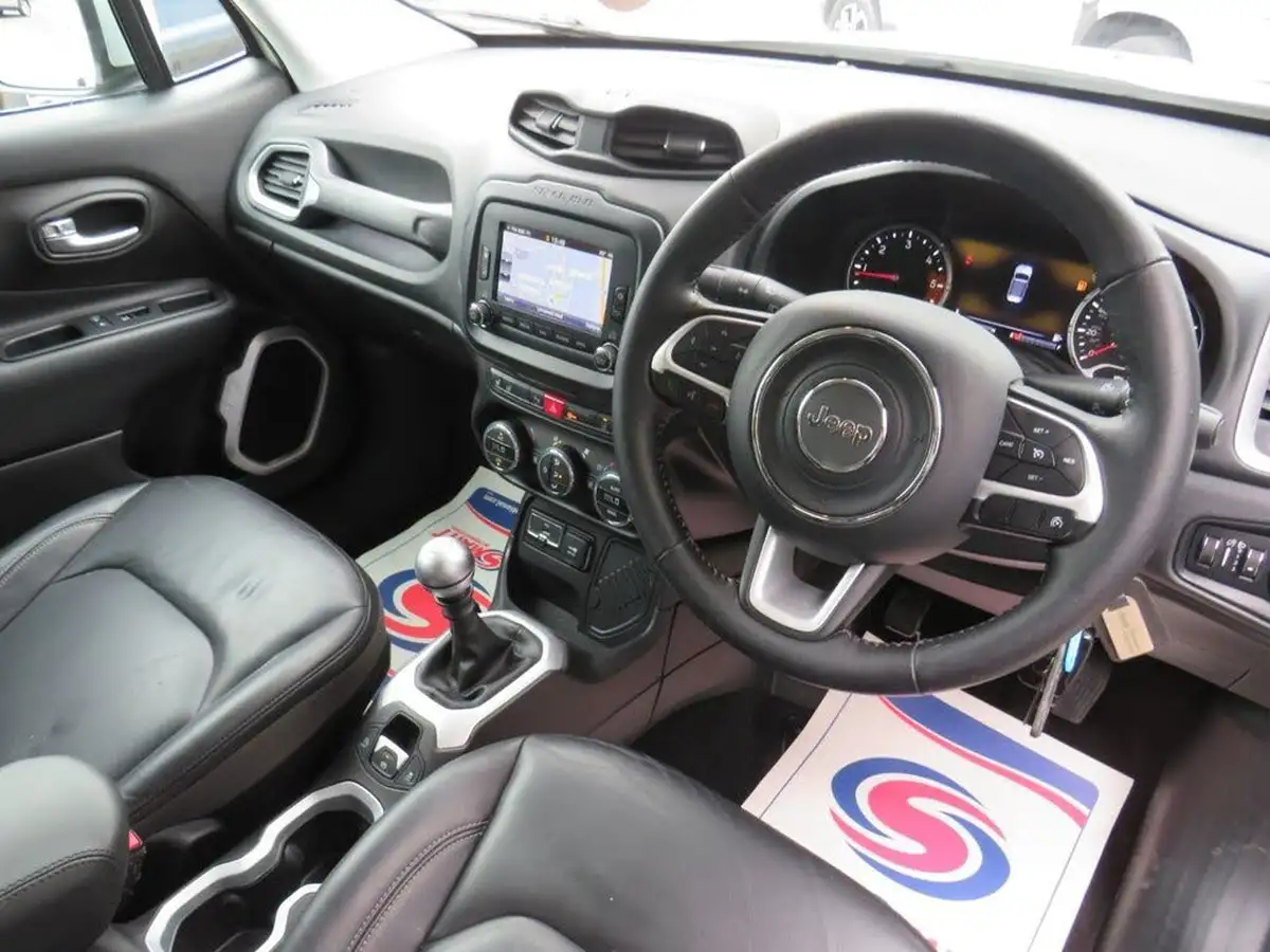 2016-jeep-renegade-16-multijet-ii-limited-ss-big-5