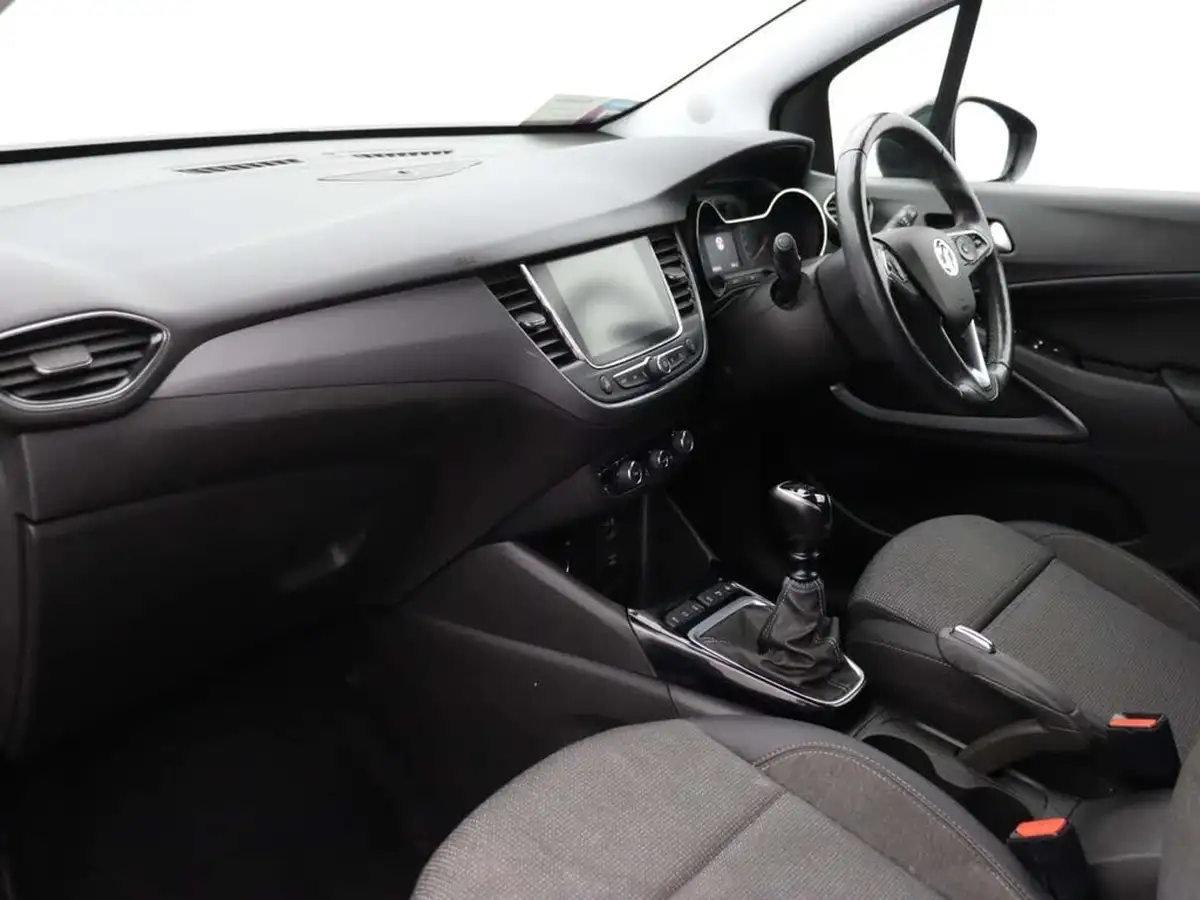 2022-vauxhall-crossland-12-elite-edition-130ps-big-10