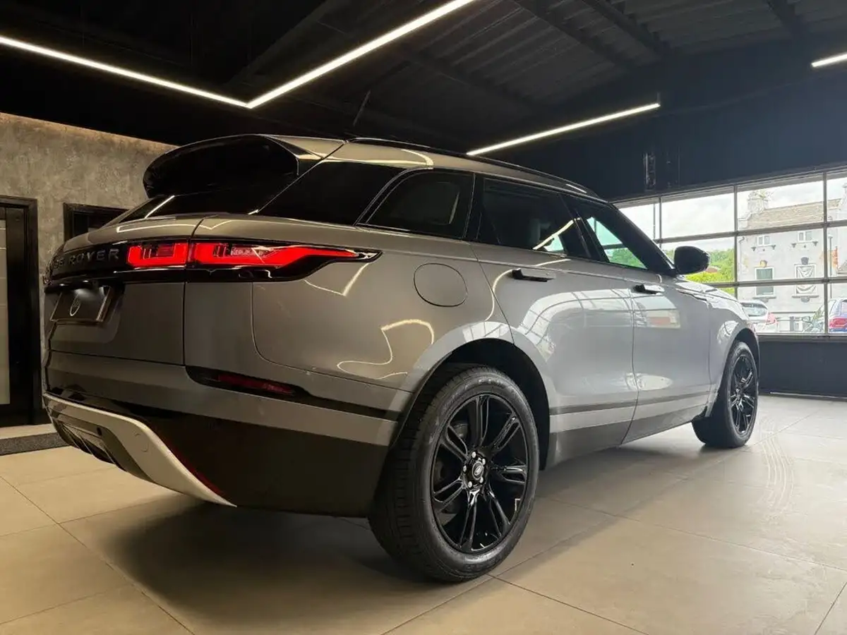 2022-land-rover-range-rover-velar-20-d200-r-dynamic-se-big-6
