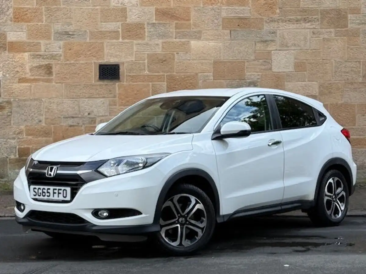 2015-honda-hr-v-16-i-dtec-se-navi-big-19