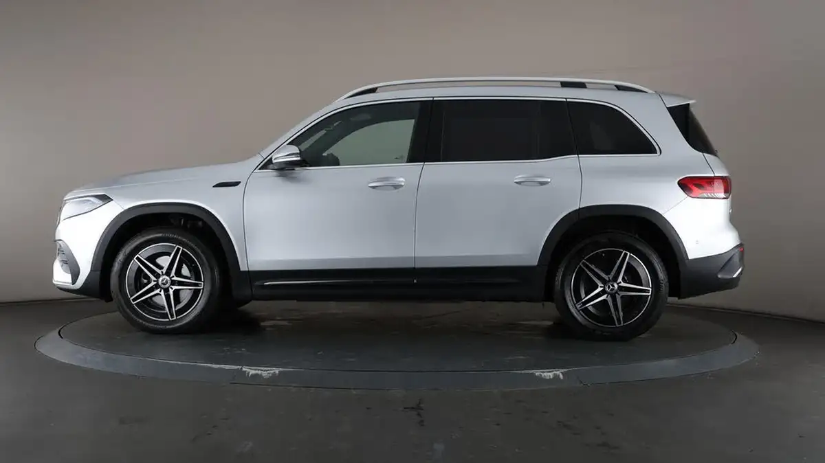 2022-mercedes-benz-eqb-e-eqb-350-amg-line-big-38