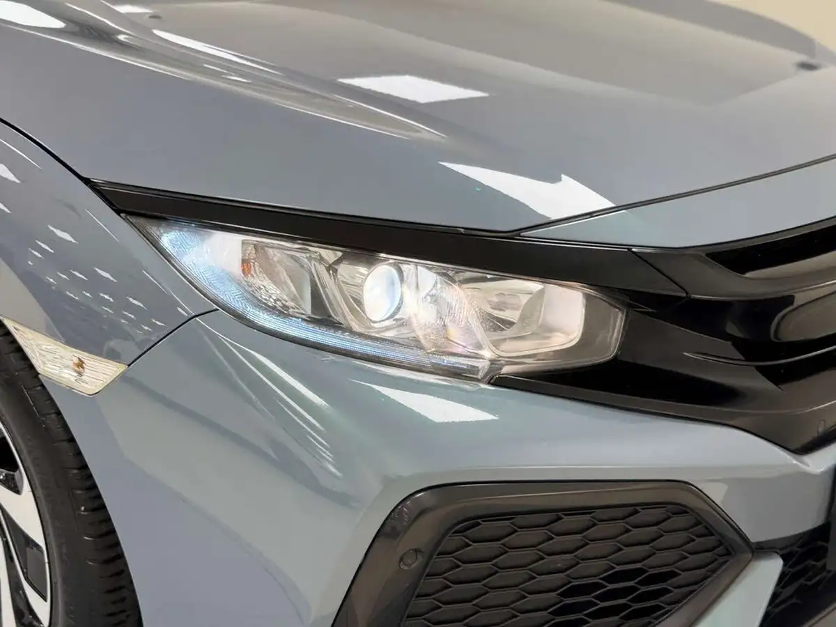 2018-honda-civic-10-vtec-turbo-se-129ps-hatchback-5d-big-41