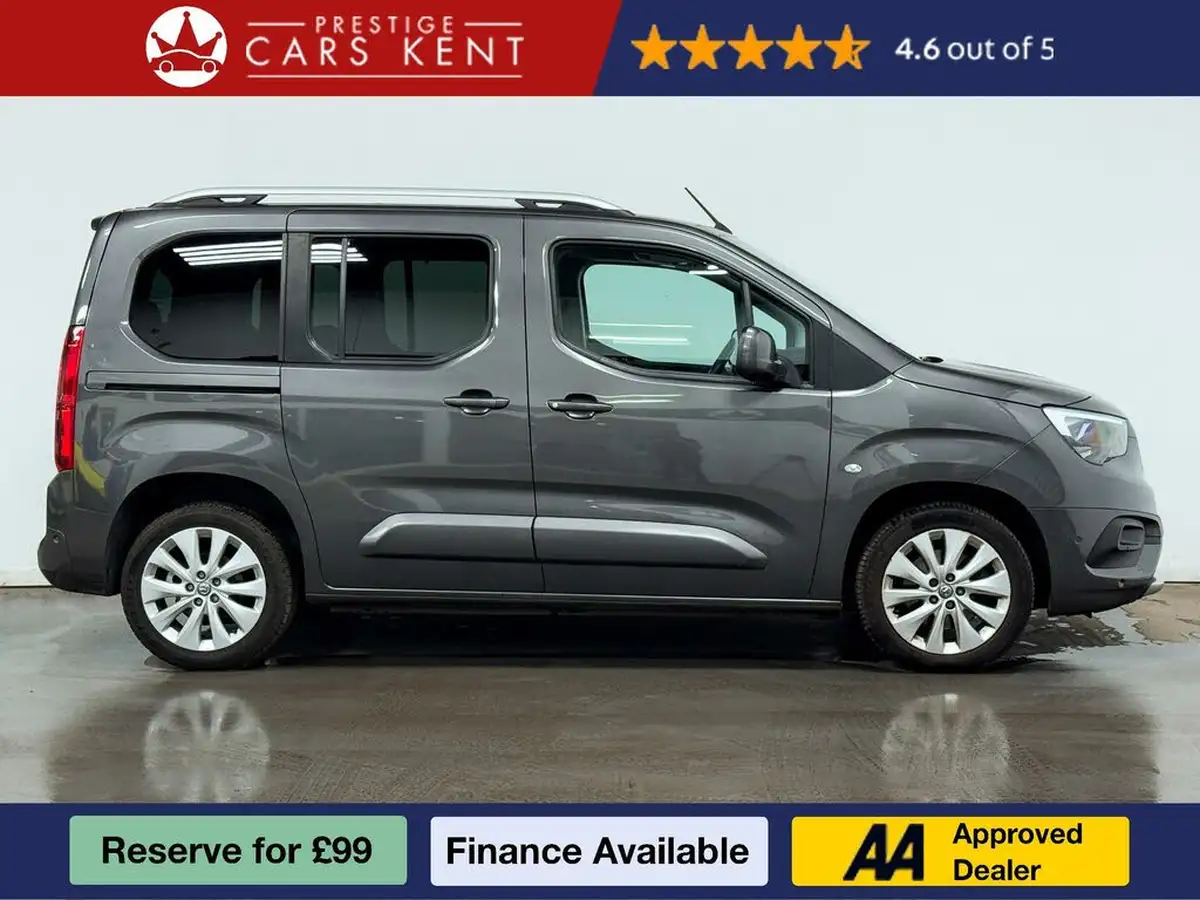 2020-vauxhall-combo-life-12i-elite-big-3