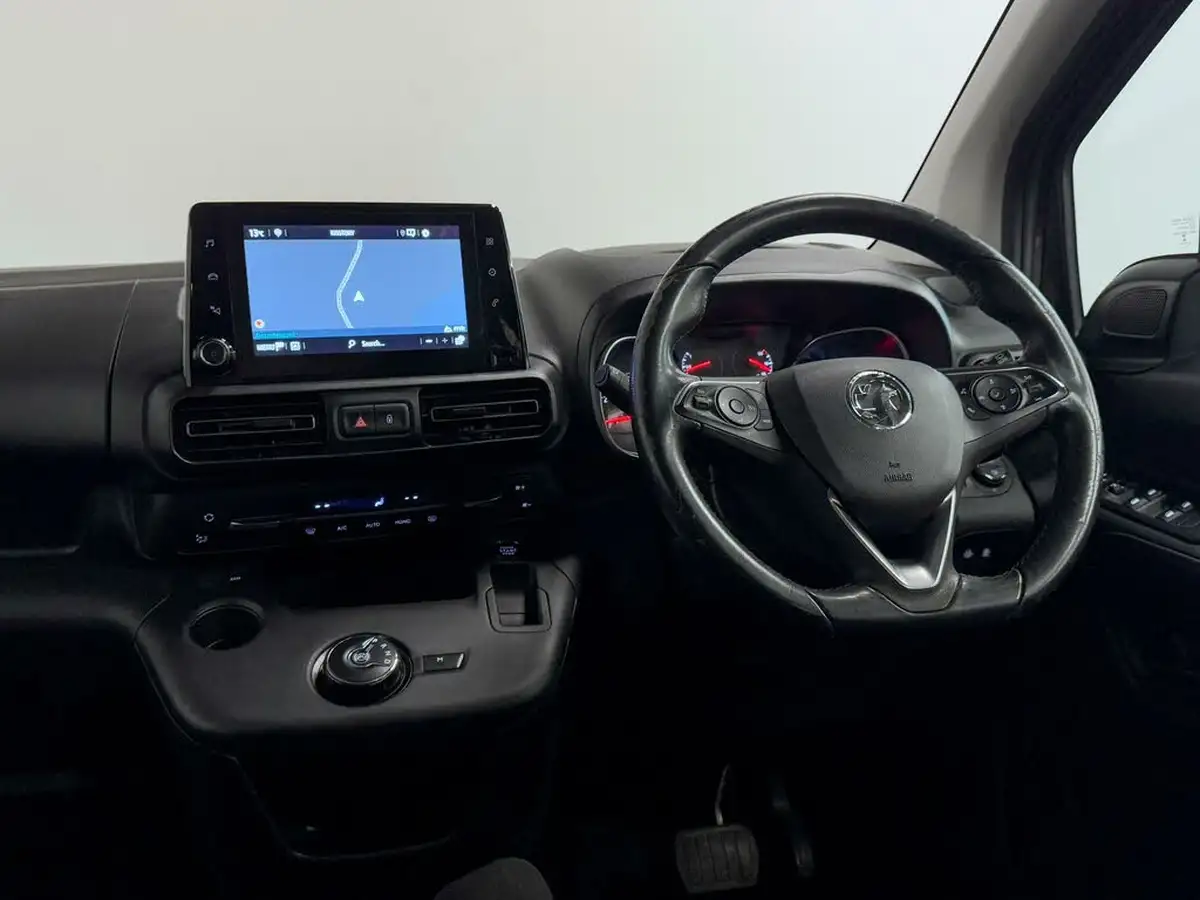 2020-vauxhall-combo-life-12i-elite-big-22