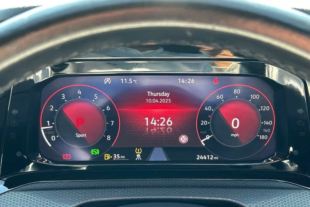 2021-volkswagen-golf-20-tsi-gti-dsg-big-45