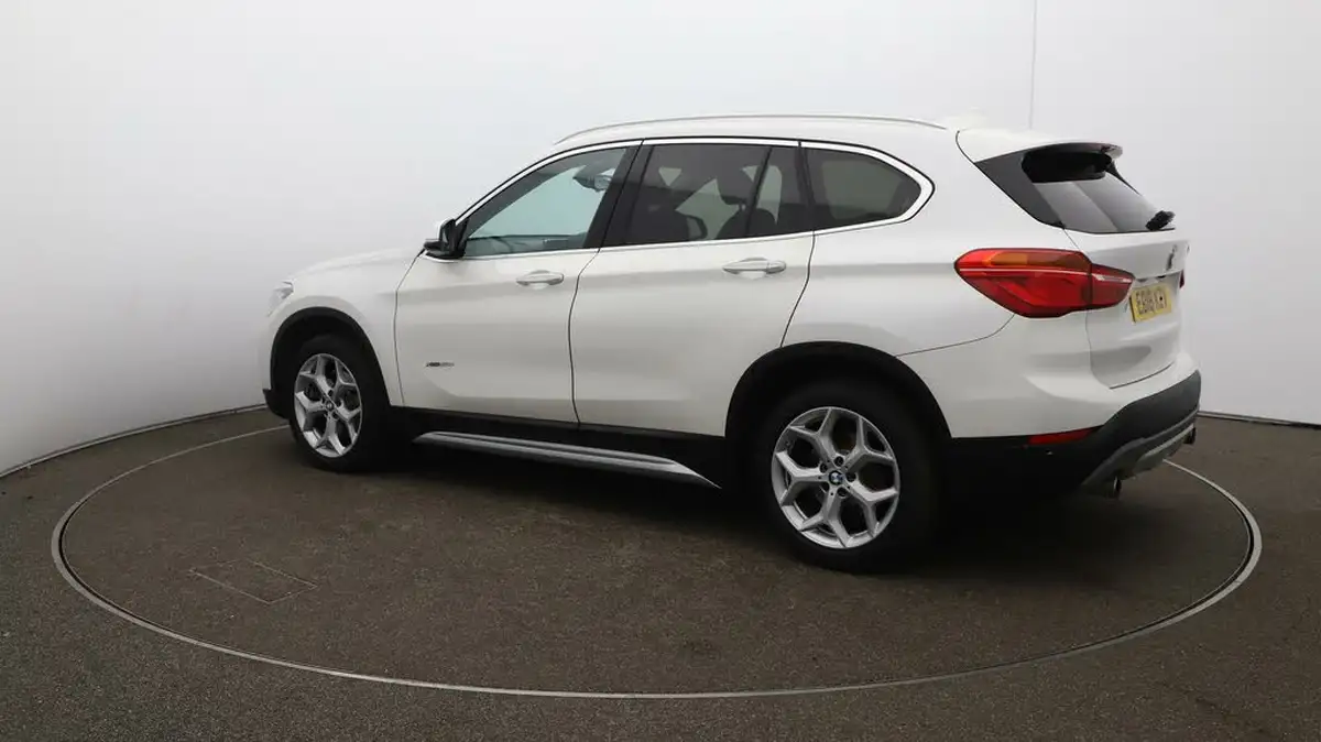 2018-bmw-x1-20-xdrive20i-xline-big-27