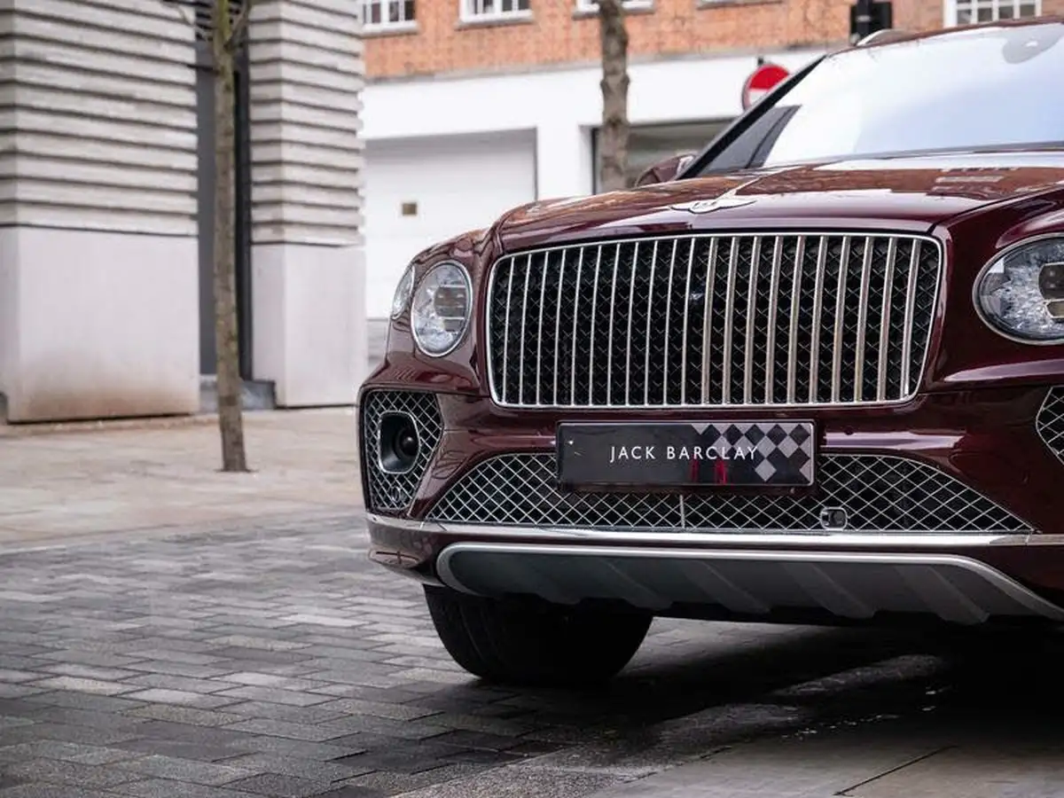 2023-bentley-bentayga-40-v8-extended-wheelbase-azure-big-29