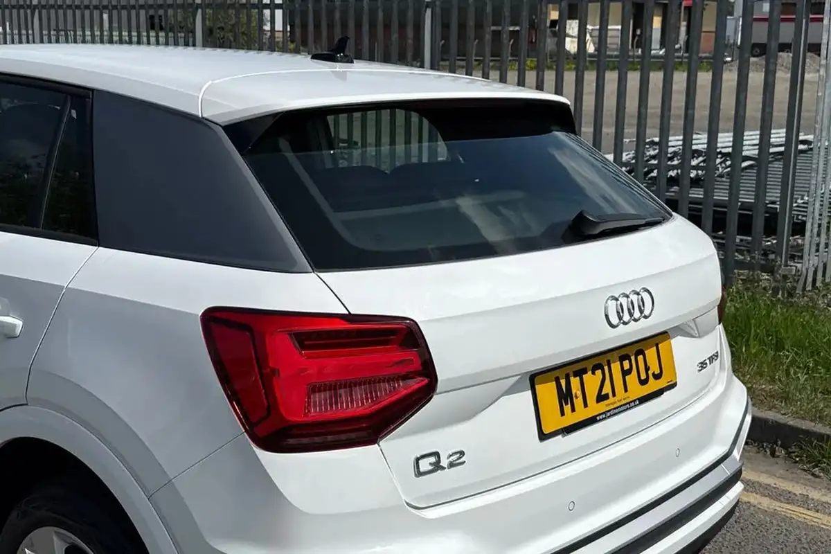 2021-audi-q2-15-35-tfsi-s-line-big-15