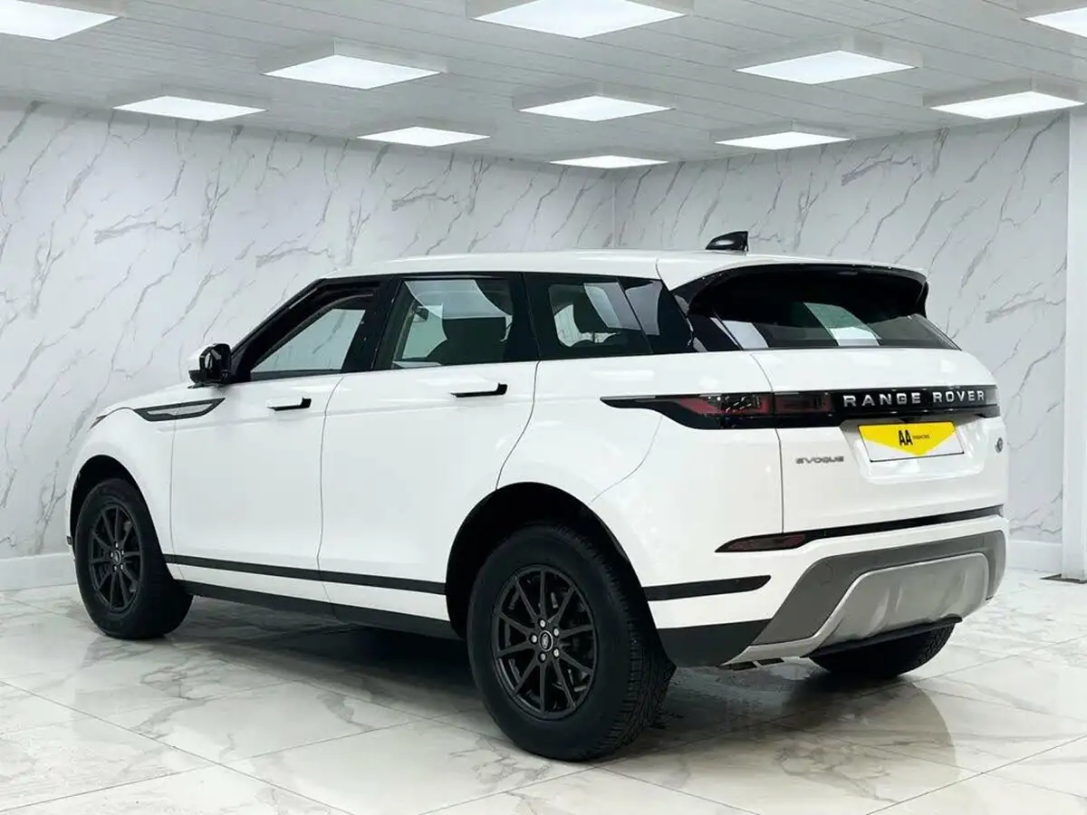 2021-land-rover-range-rover-evoque-20-d165-evoque-big-8