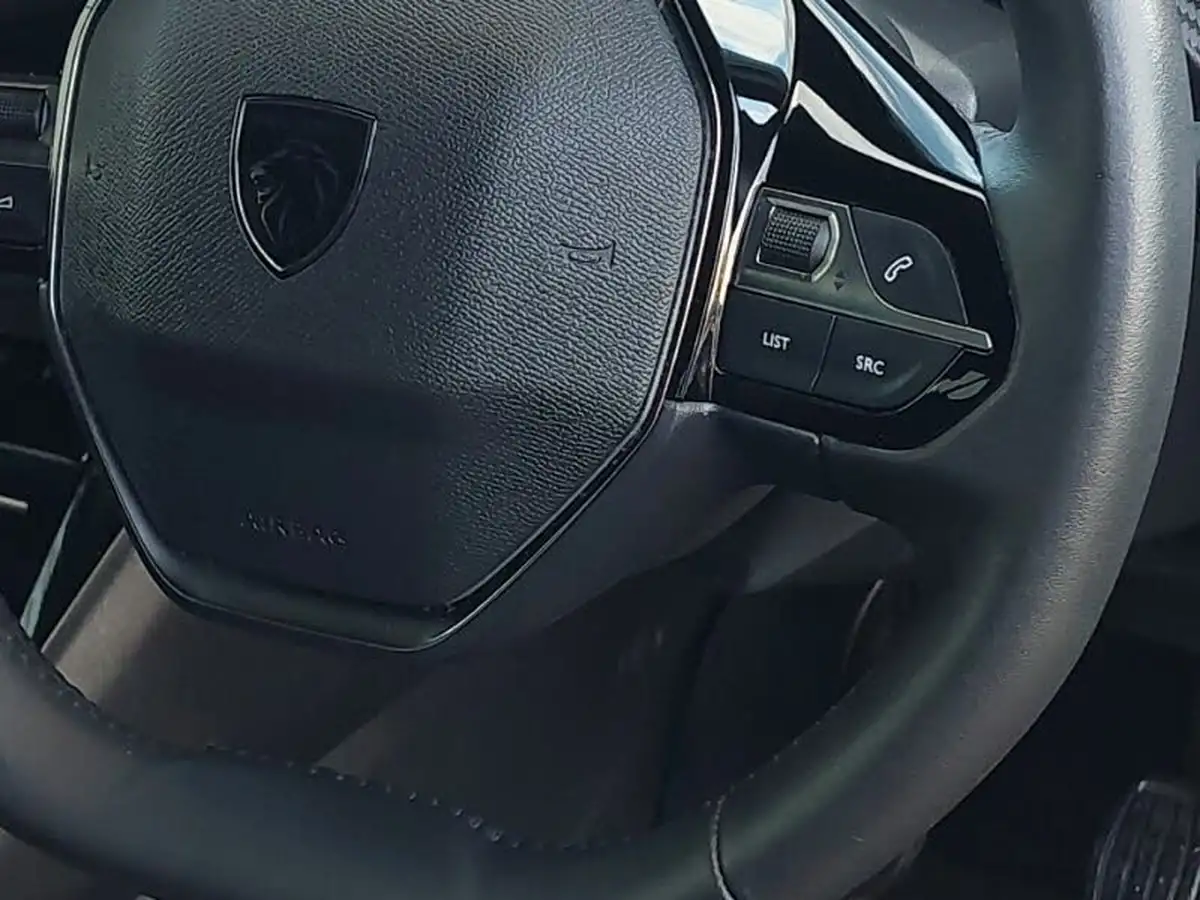 2023-peugeot-2008-suv-12-puretech-allure-big-12