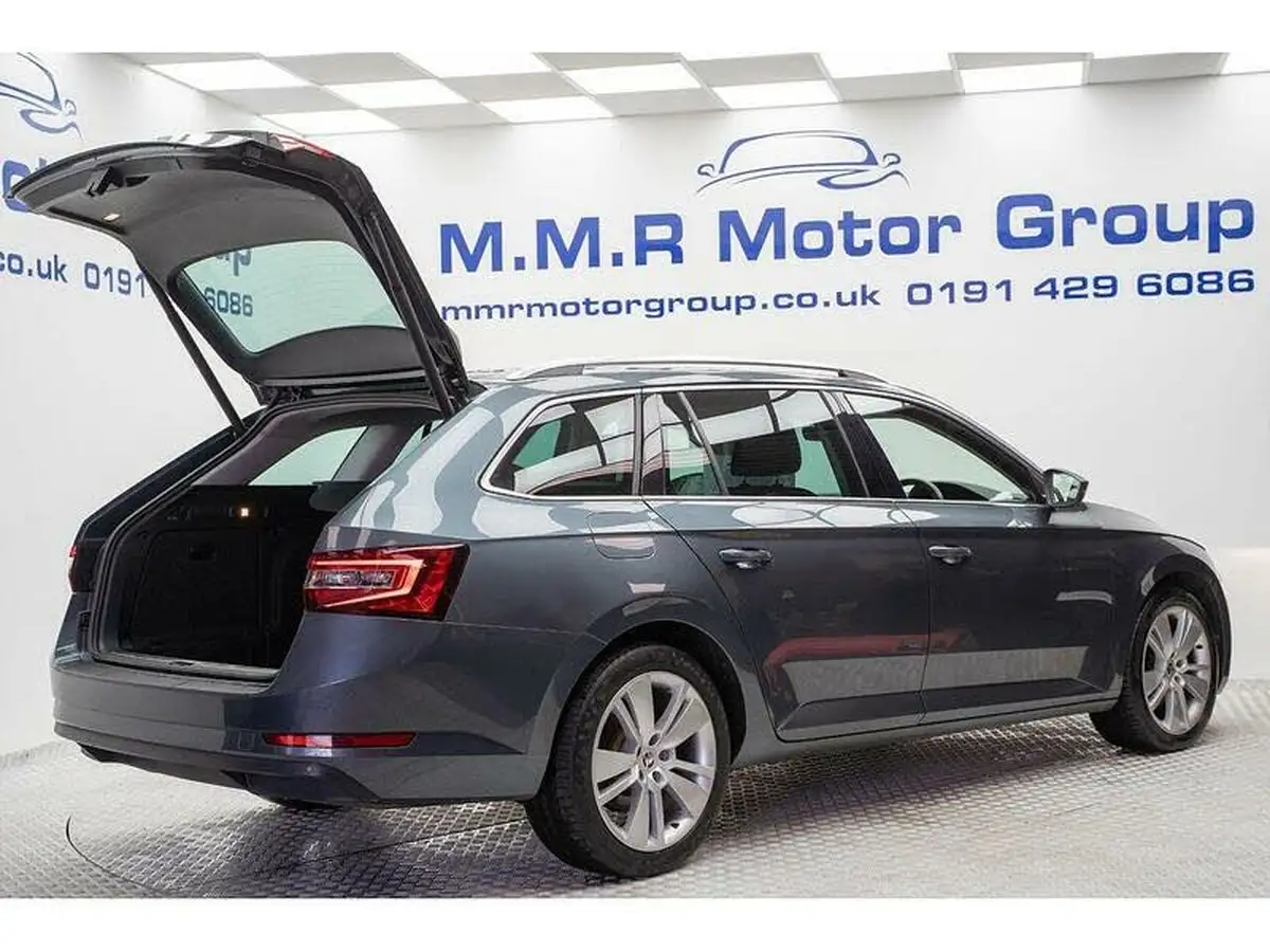 2018-skoda-superb-20tdi-scr-se-l-executive-150ps-estate-dsg-big-9
