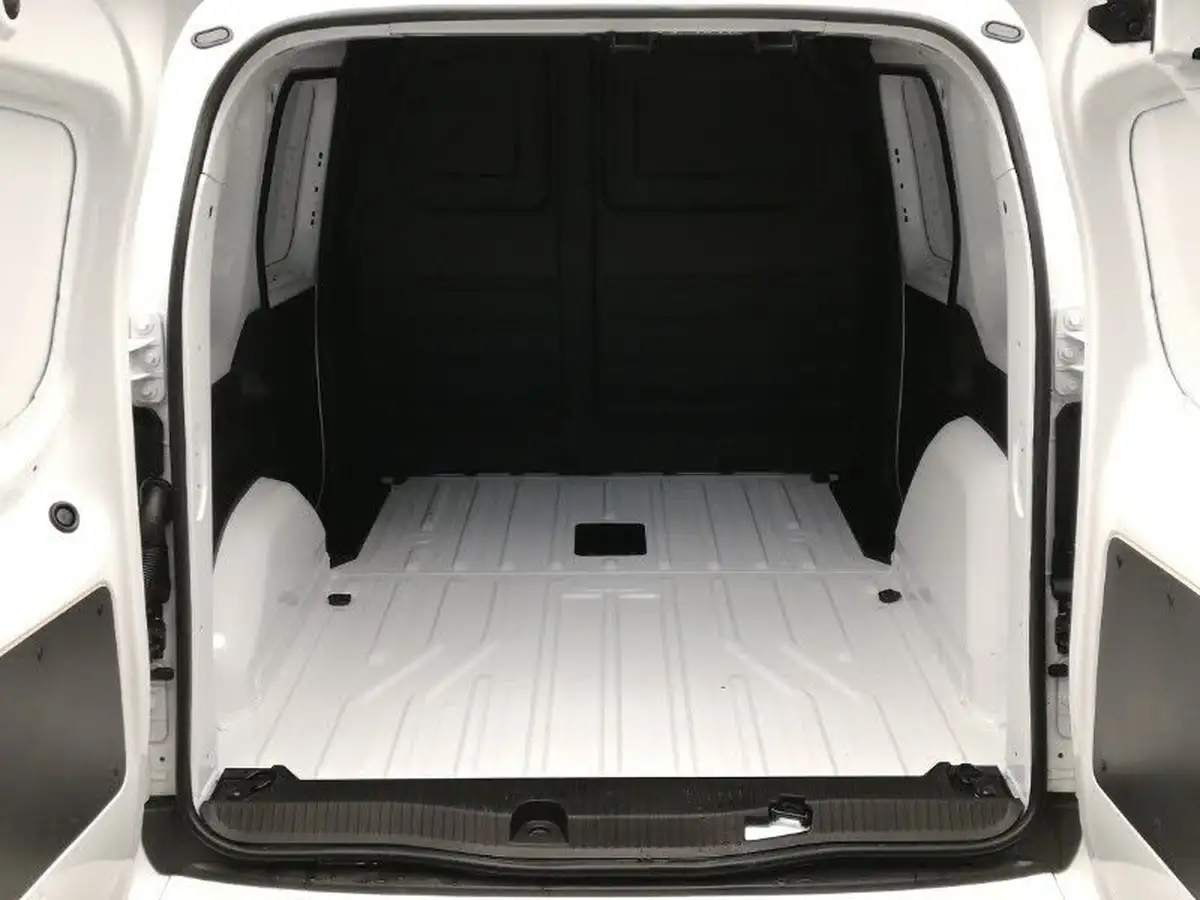 2023-nissan-townstar-e-45kwh-l1-tekna-big-7