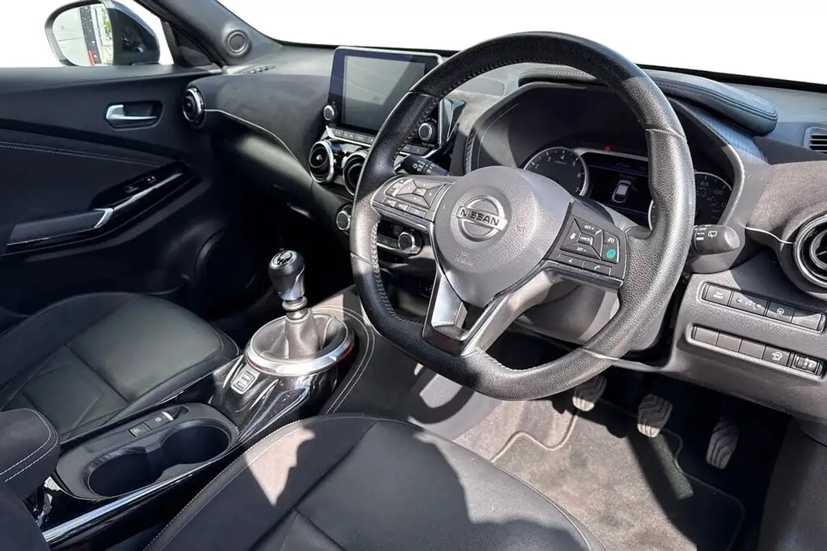 2020-nissan-juke-10-dig-t-tekna-117ps-big-13