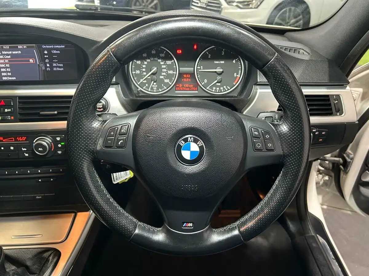 2011-bmw-3-series-20td-320d-sport-plus-touring-estate-5d-big-11