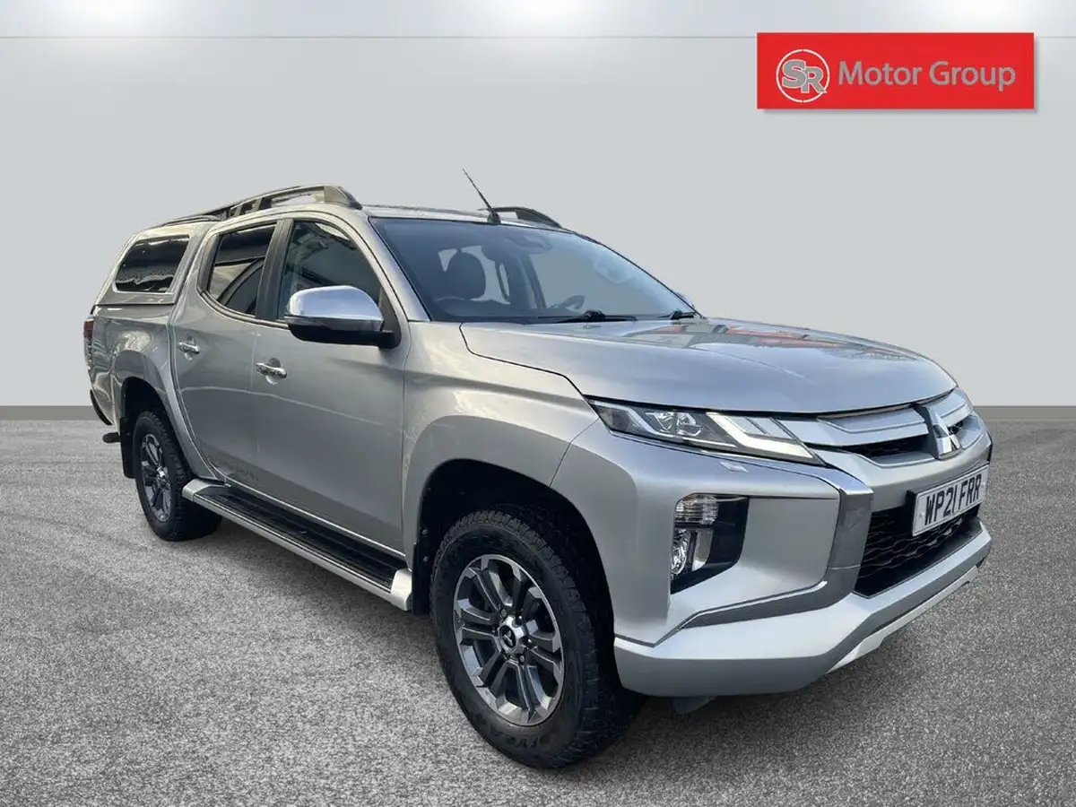 2021-mitsubishi-l200-22di-d-barbarian-auto-big-5