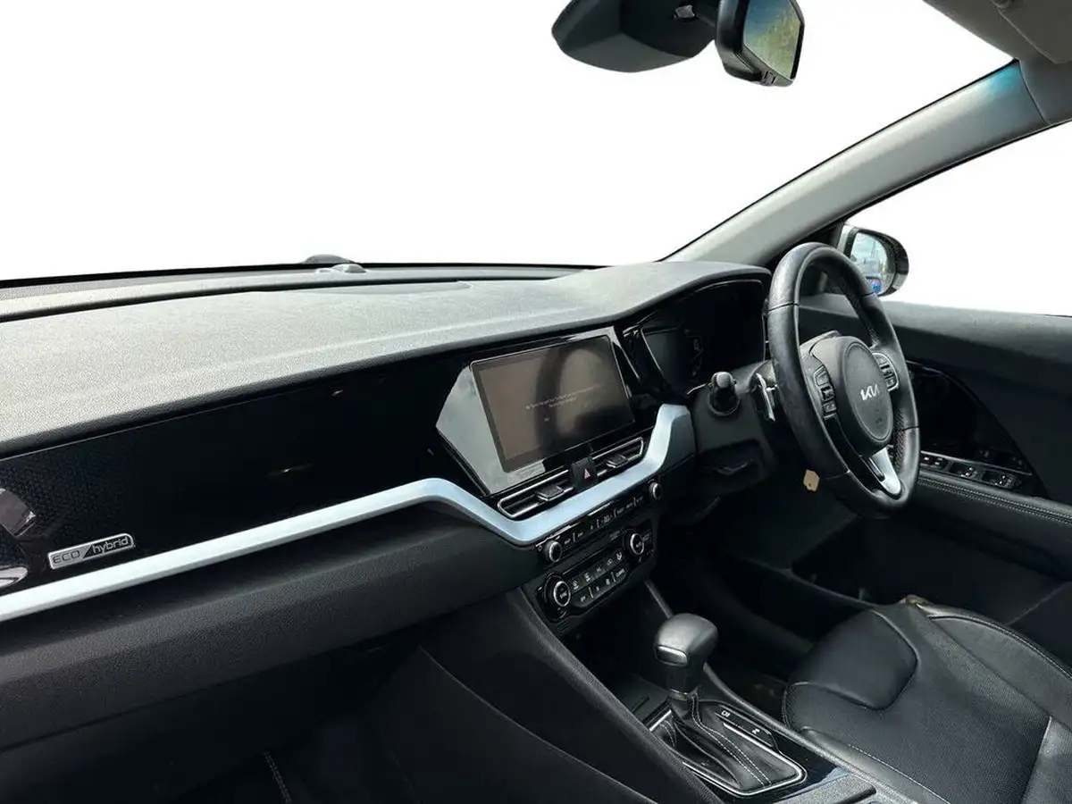2022-kia-niro-16-gdi-3-156kwh-big-1