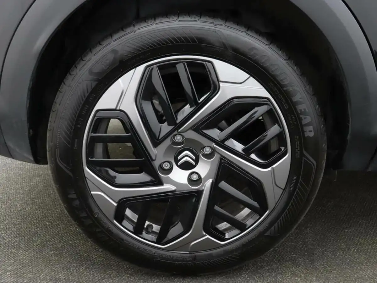 2024-citroen-c4-12-puretech-plus-130ps-ss-big-5