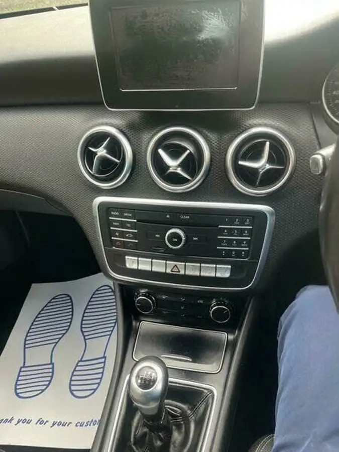 2016-mercedes-benz-a-class-21d-a200d-se-executivess-big-37