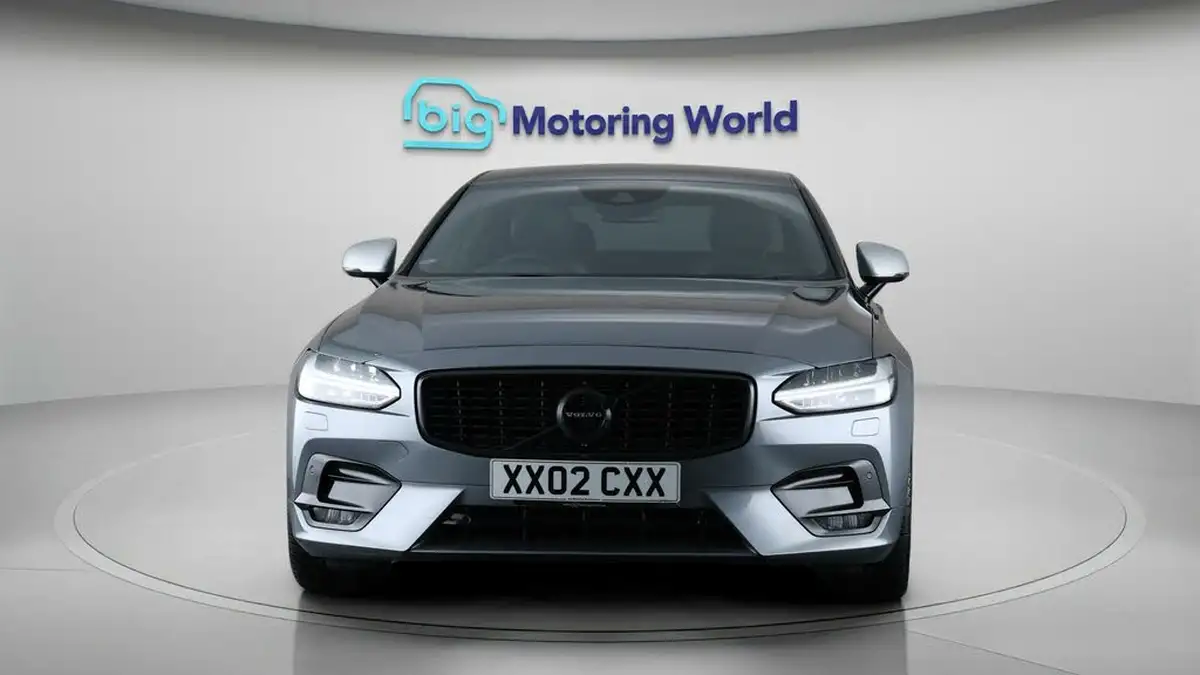 2018-volvo-s90-20td-d4-r-design-big-2