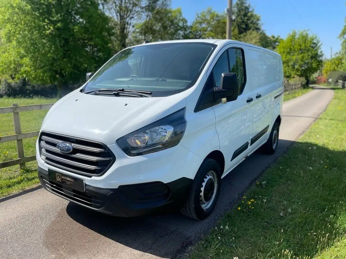 2021-ford-transit-custom-20tdci-300-l1h1-leader-105pseu6dt-panel-van-big-2