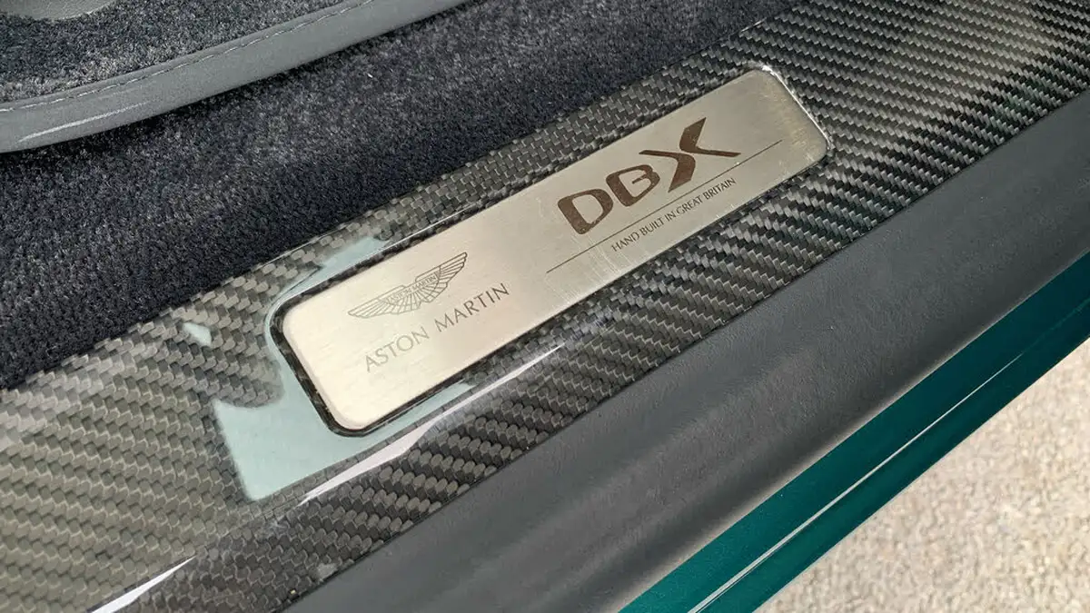 2024-aston-martin-dbx-40-v8-big-14