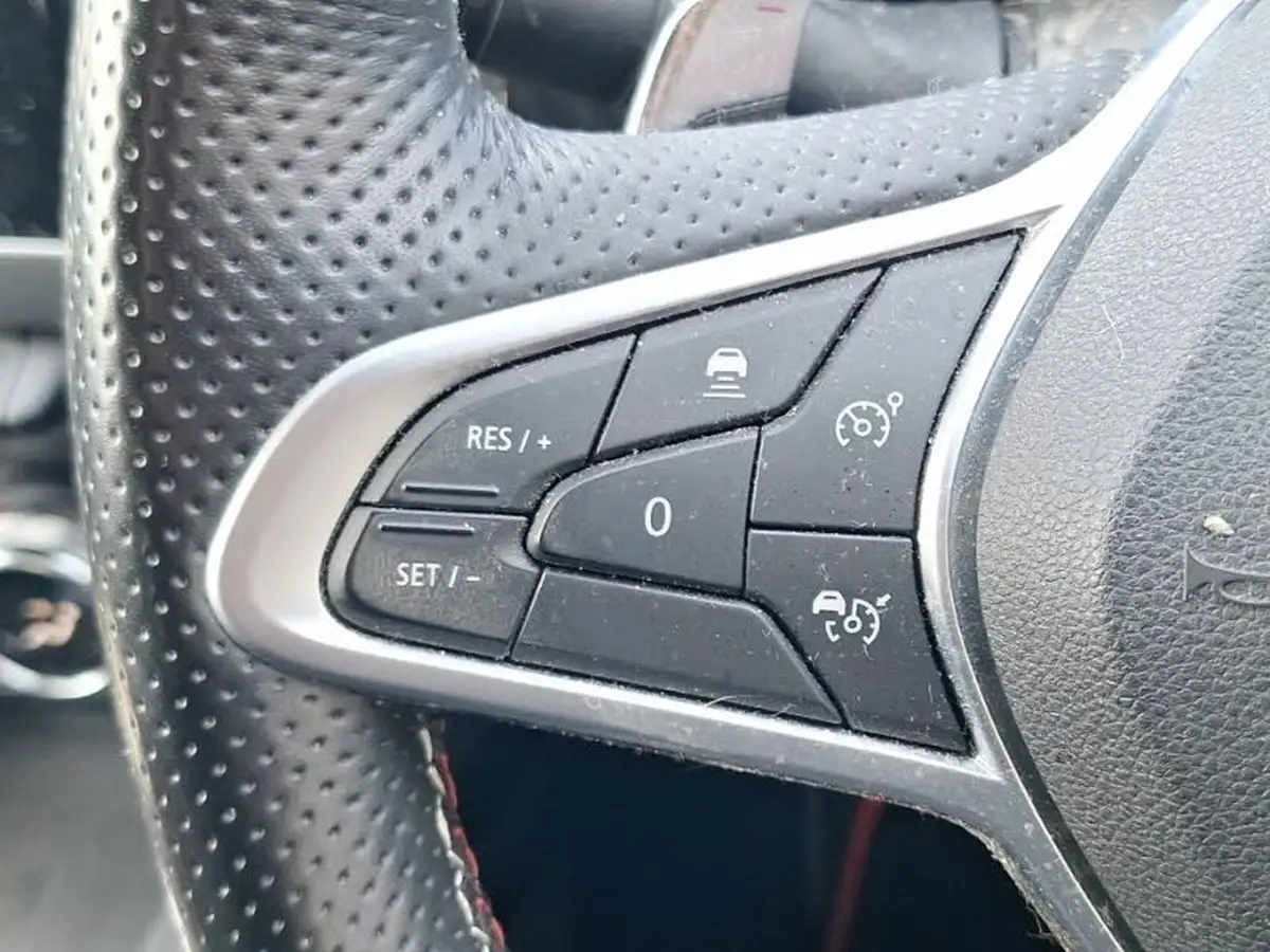 2022-renault-arkana-13-tce-rs-line-big-14