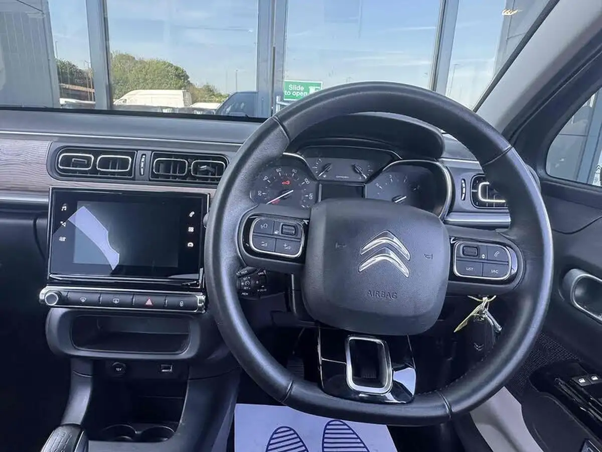 2022-citroen-c3-12-puretech-shine-plus-83ps-ss-big-32