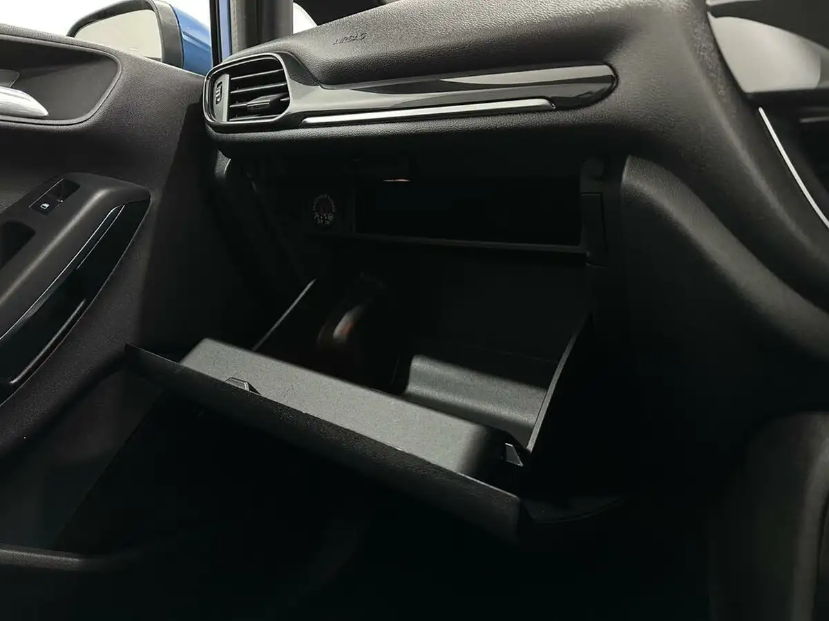 2019-ford-fiesta-15t-st-2-3d-big-24