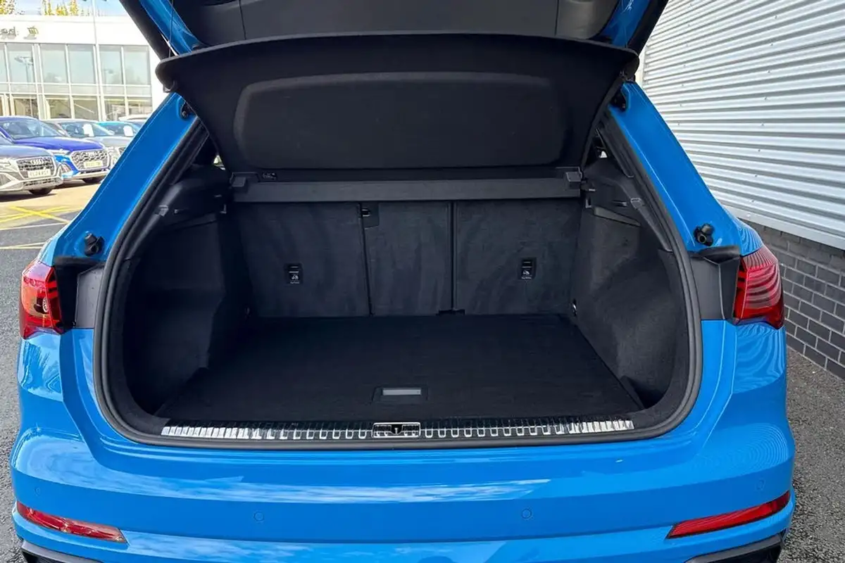 2020-audi-q3-15-35-tfsi-s-line-cod-station-wagon-tronic-big-6
