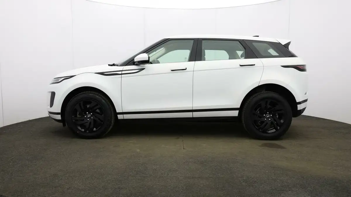 2022-land-rover-range-rover-evoque-20-d165-evoque-big-3