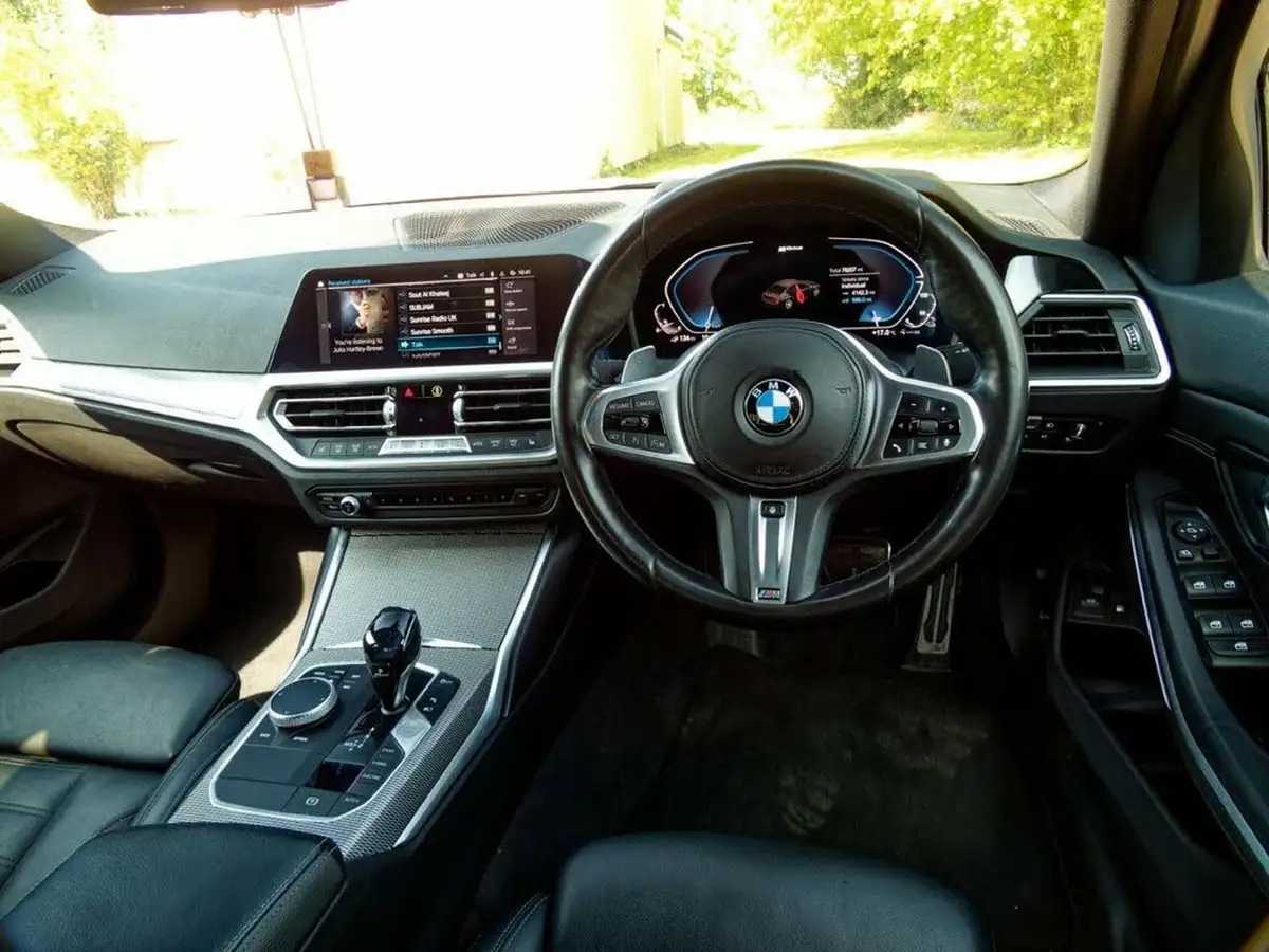 2019-bmw-3-series-20-330e-m-sport-plus-pack-big-31