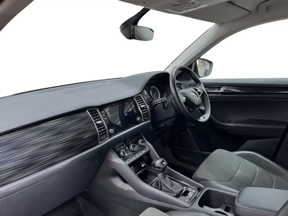 2021-skoda-kodiaq-15-tsi-se-l-dsg-big-6