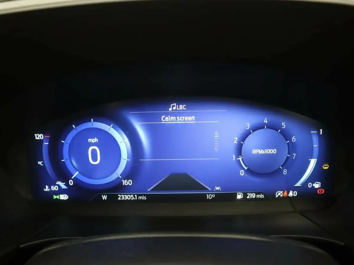 2024-ford-kuga-15t-black-package-edition-big-12