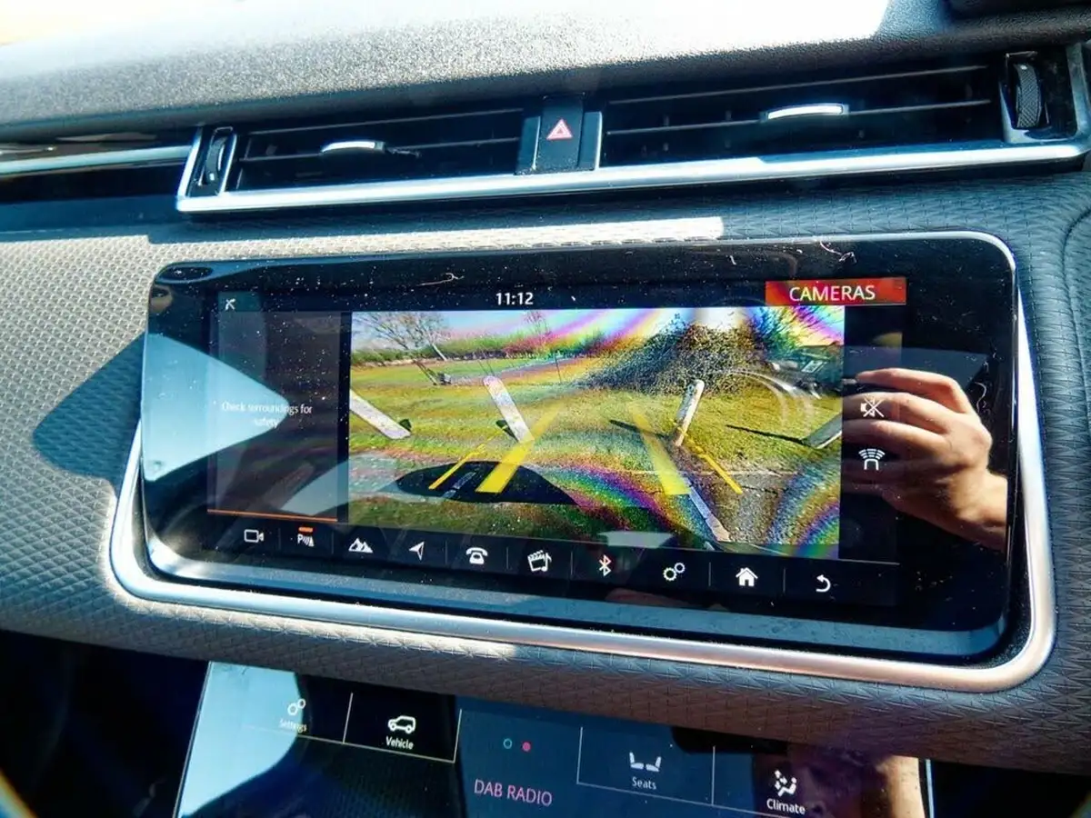 2019-land-rover-range-rover-velar-20-d180-r-dynamic-s-big-38