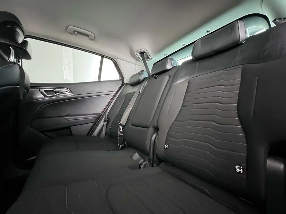 2022-kia-sportage-16-t-gdi-launch-edition-big-16