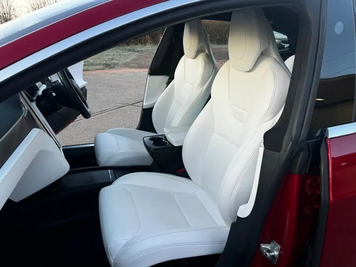 2017-tesla-model-s-e-75-235kw-big-4