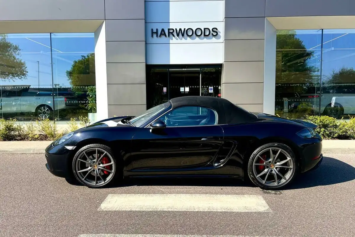 2018-porsche-boxster-718-25-boxster-s-ss-pdk-big-25