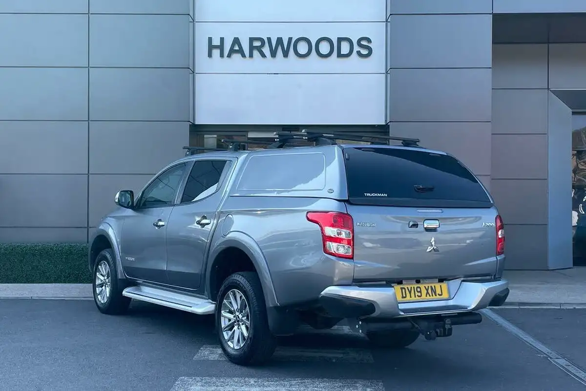 2019-mitsubishi-l200-24di-d-warrior-eu6b-big-8