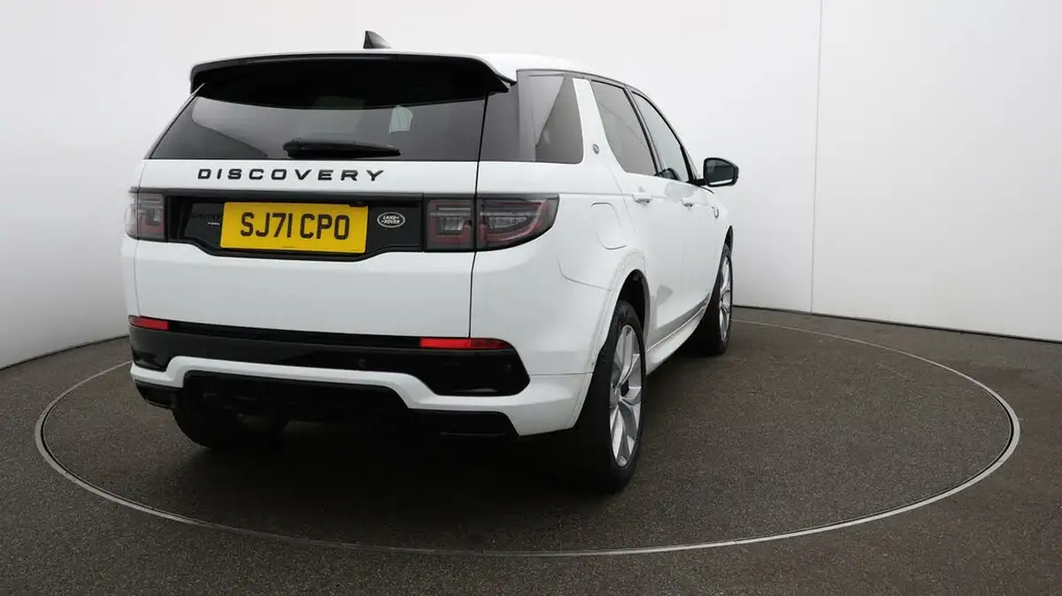 2021-land-rover-discovery-sport-15-p300e-r-dynamic-se-big-50