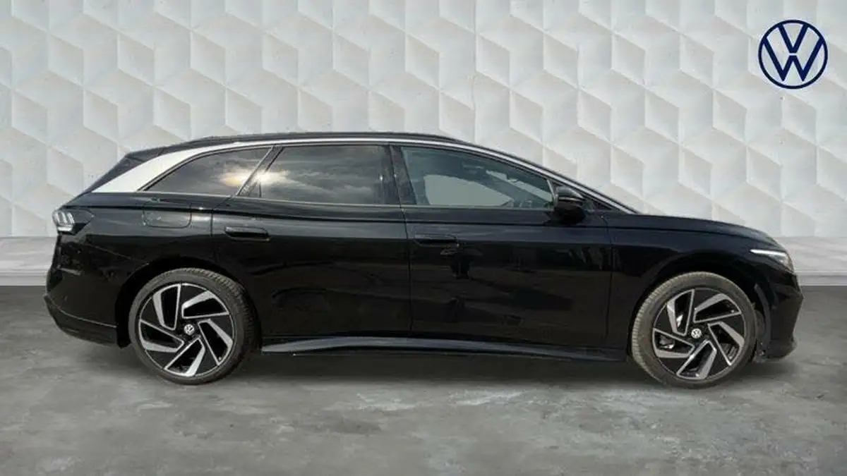 2025-volkswagen-id7-e-pro-match-interior-pack-tourer-big-3