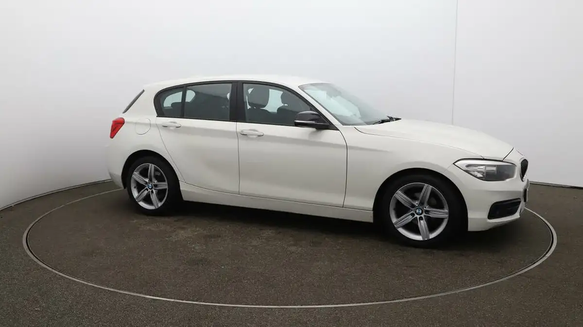 2019-bmw-1-series-15-118i-sport-138bhp-5d-big-36
