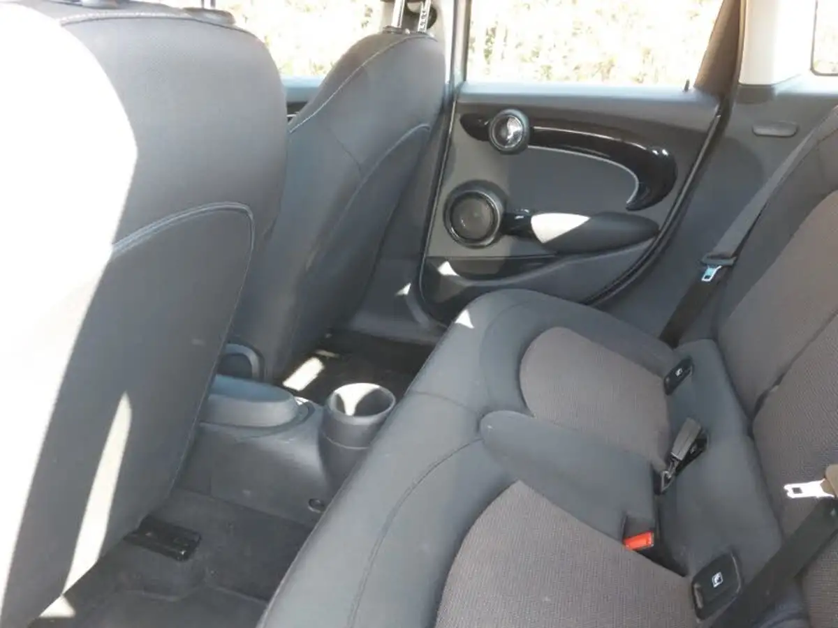 2022-mini-cooper-15-cooper-classic-hatchback-5d-big-5