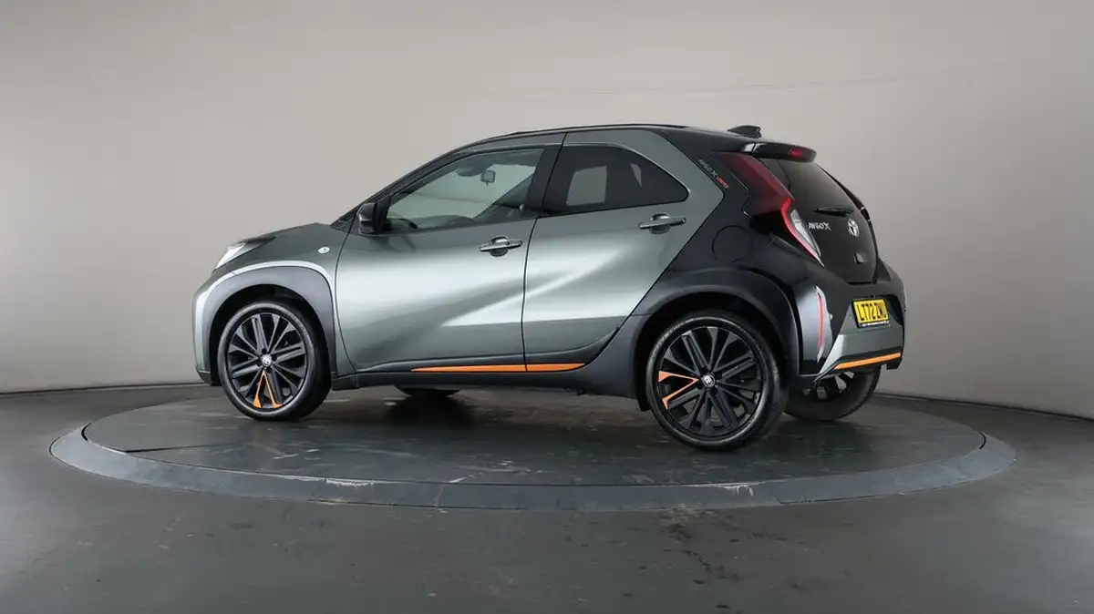 2022-toyota-aygo-x-10-vvt-i-limited-edition-big-66