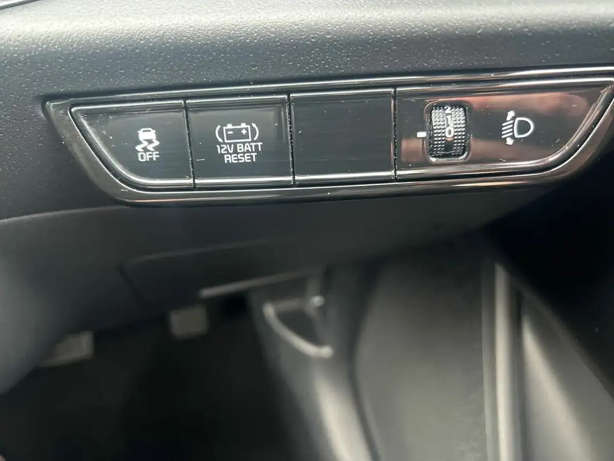 2024-kia-niro-16-gdi-139bhp-hev-132kwh-big-20