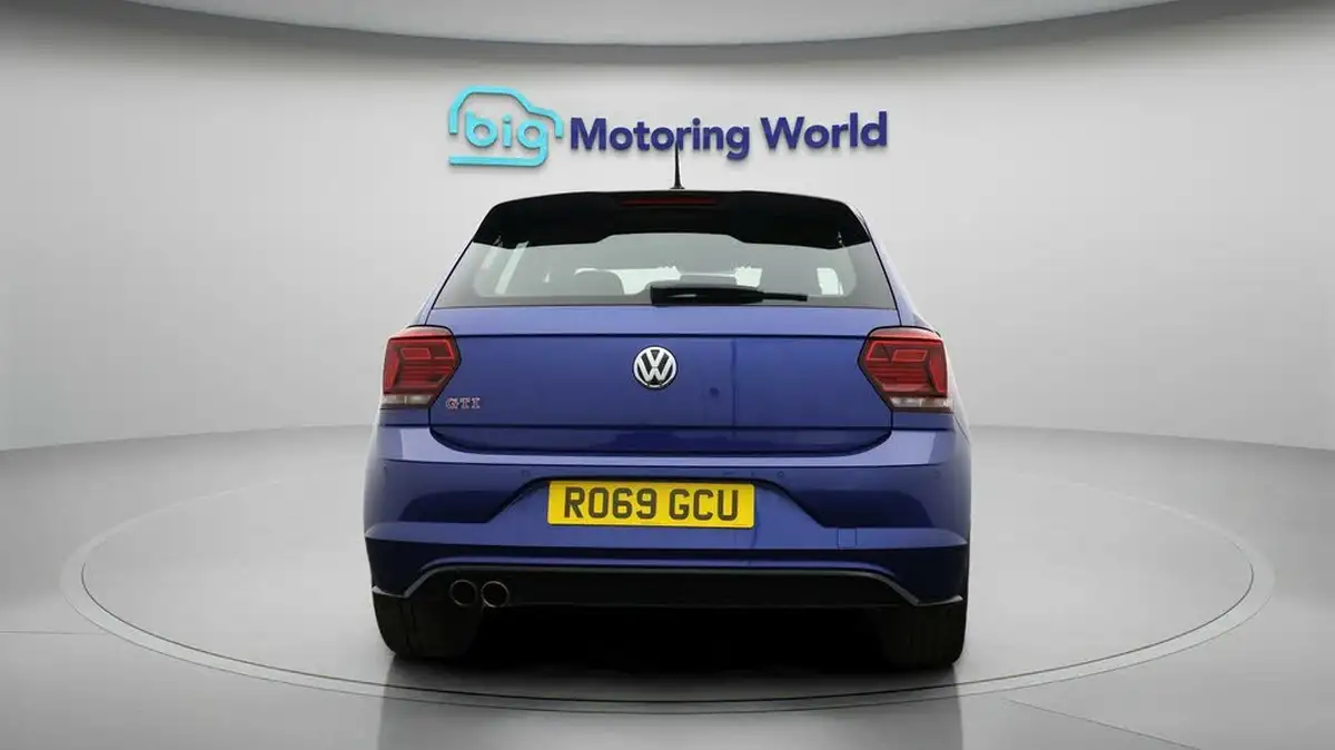2019-volkswagen-polo-20-tsi-gti-big-5